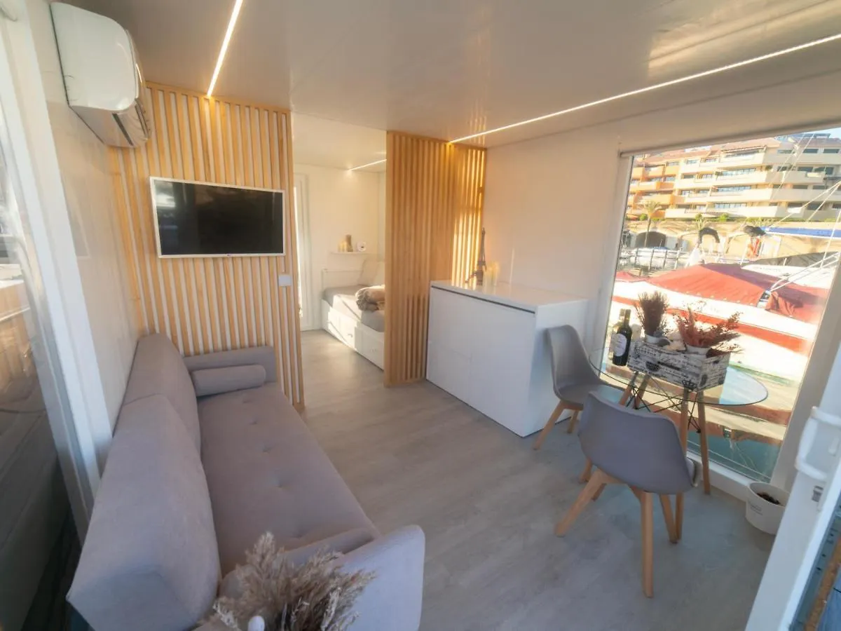 Botel La Maison De La Mer Sotogrande Spain
